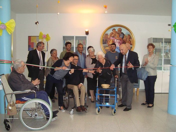 Inaugurazione di un presidio della biblioteca civica di Mondovì presso la Casa di Riposo “Sacra Famiglia”