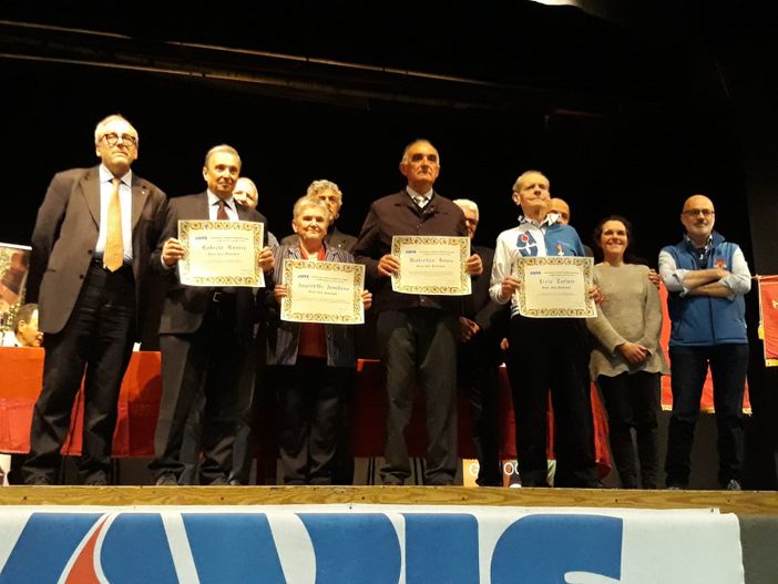 Avis in assemblea provinciale: "Vogliamo continuare a donare nonostante le disposizioni del Centro trasfusionale di Cuneo"