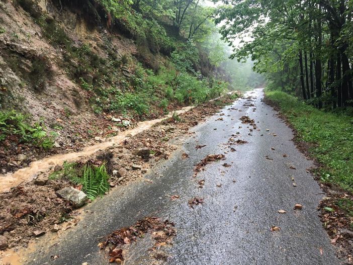 Maltempo/ Frane e smottamenti a Frabosa Soprana