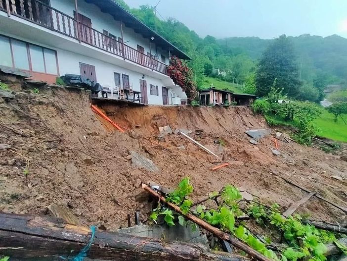 La frana - foto: AIB Sanfront La frana - foto: AIB Sanfront