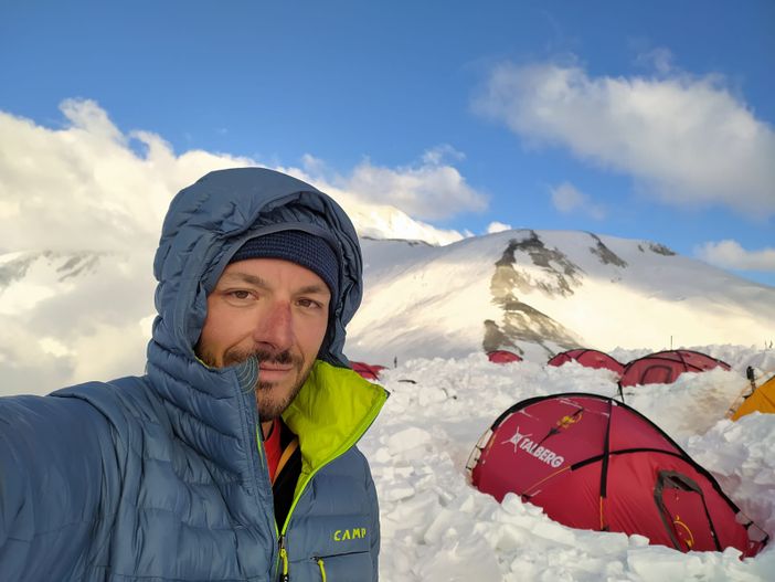 Mondovì, l'alpinista Francesco Cassardo ospite dei "Doi Pass" Mondovì, l'alpinista Francesco Cassardo ospite dei "Doi Pass"