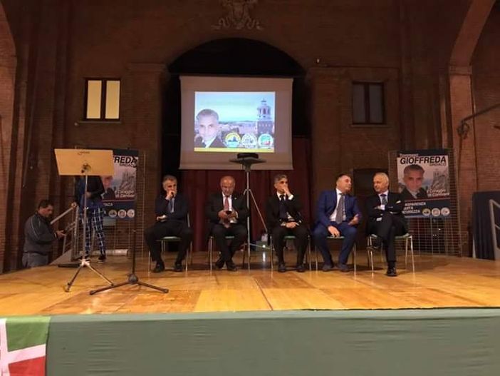 Savigliano, una battuta di Alberto Cirio “offende” il candidato sindaco grillino Portera