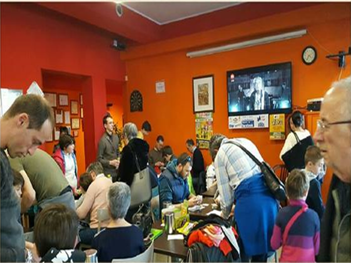 Al bar Tom di Fossano arriva lo scambio di figurine Panini e Amici cucciolotti Al bar Tom di Fossano arriva lo scambio di figurine Panini e Amici cucciolotti