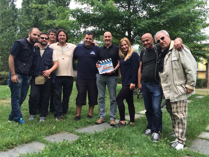 La troupe di "Bicibicitalia" con Maurizio Damilano