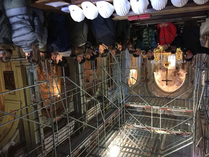 Gli alunni in visita alla chiesa di San Bernardino