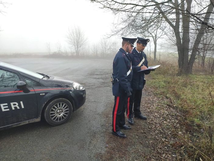 I rilievi dei Carabinieri sul luogo dell'incidente