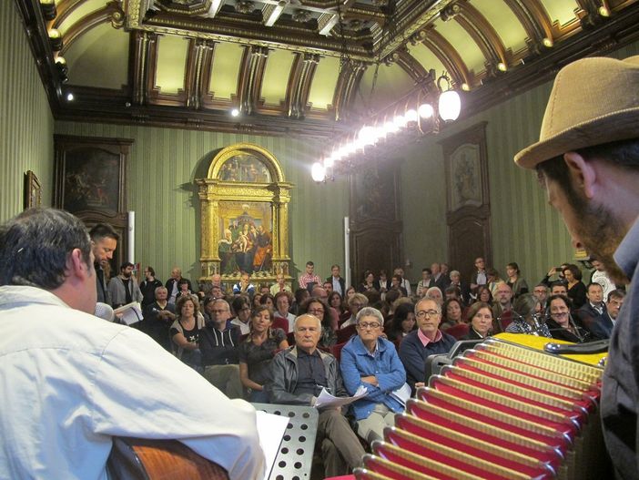 Maratona Fenogliana, ad Alba