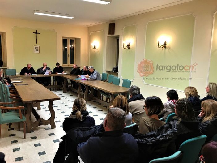 La platea durante l'ultimo Consiglio comunale La platea durante l'ultimo Consiglio comunale