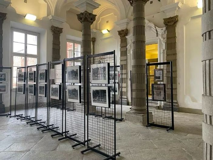 Mondovì, giudici di pace trasferiti all'Antico Palazzo di Città. L'atrio dell'ex tribunale spazio culturale Mondovì, giudici di pace trasferiti all'Antico Palazzo di Città. L'atrio dell'ex tribunale spazio culturale