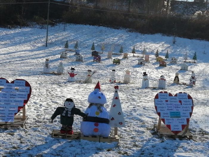 Pianfei diventa il paese dei pupazzi di neve [FOTO]