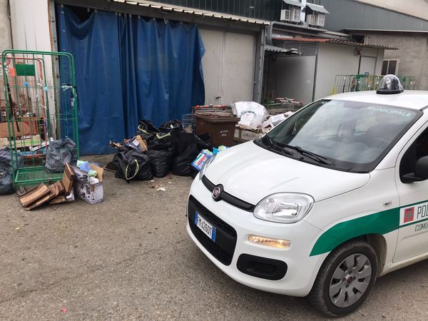 Continua senza sosta, a Pocapaglia, la lotta a chi abbandona rifiuti Continua senza sosta, a Pocapaglia, la lotta a chi abbandona rifiuti