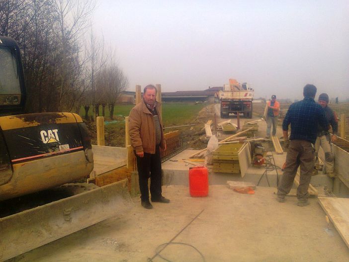 Dario Miretti sul cantiere di via Cagnola