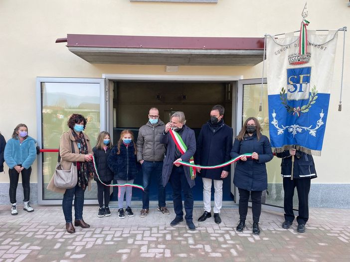 Alcuni momenti dell'inaugurazione e alcune panoramiche sulla nuova palestra Alcuni momenti dell'inaugurazione e alcune panoramiche sulla nuova palestra