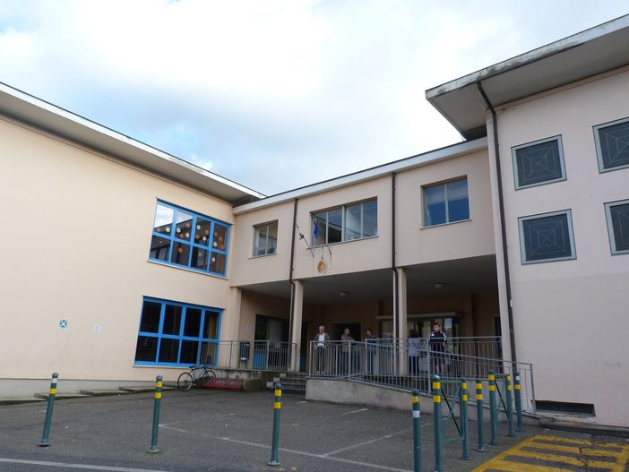 Alba: l’Amministrazione comunale ha approvato il progetto esecutivo per il rifacimento del tetto della scuola “Michele Coppino”