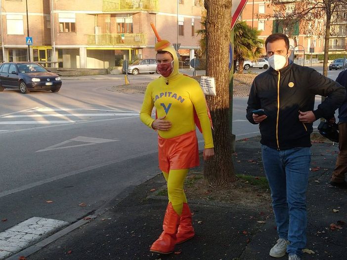 Capitan Ventosa di &quot;Striscia&quot; a Mondovì per un caso di spiacevole... &quot;omonimia&quot;