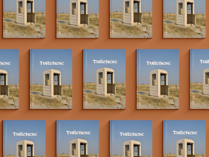 La copertina del secondo numero di 'Turchese' La copertina del secondo numero di 'Turchese'