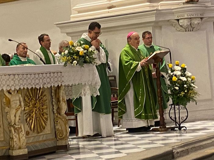 Continua la visita di Monsignor Brunetti nella vicaria di Cherasco Continua la visita di Monsignor Brunetti nella vicaria di Cherasco