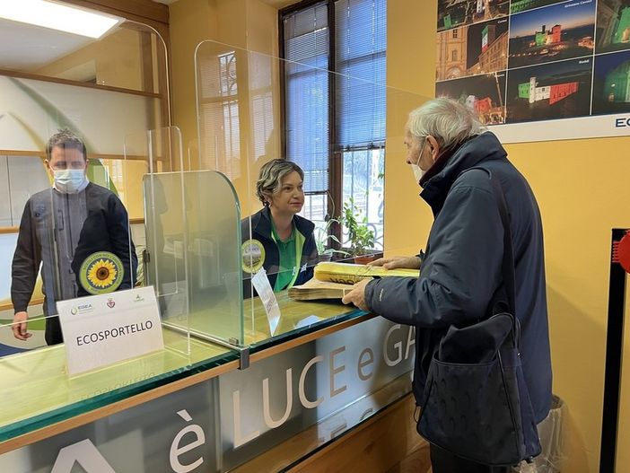 L'ecosportello di via Vivaro (archivio)