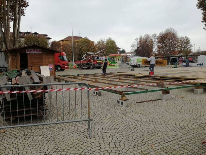 Bra, arriva la pista di pattinaggio sul ghiaccio in piazza Giolitti
