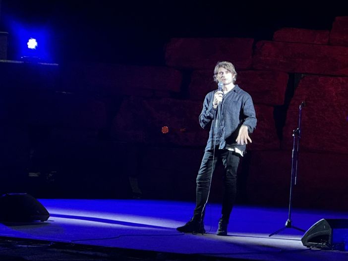 Angelo Duro all'Anfiteatro dell'Anima di Cervere con lo spettacolo "Sono cambiato"