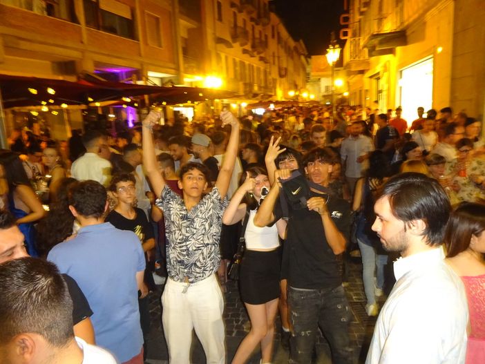 Festa in via Cavour con gli Aperitivi in consolle, a Bra