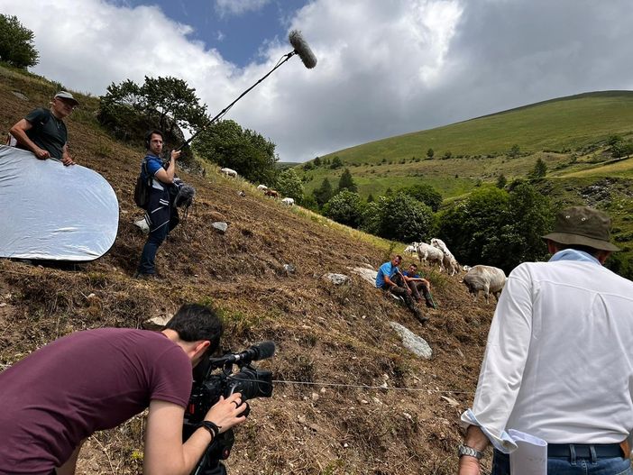 Si presenta "Verrà un'altra estate", docufilm dedicato alla vita in alpeggio nelle Alpi di Cuneo Si presenta "Verrà un'altra estate", docufilm dedicato alla vita in alpeggio nelle Alpi di Cuneo