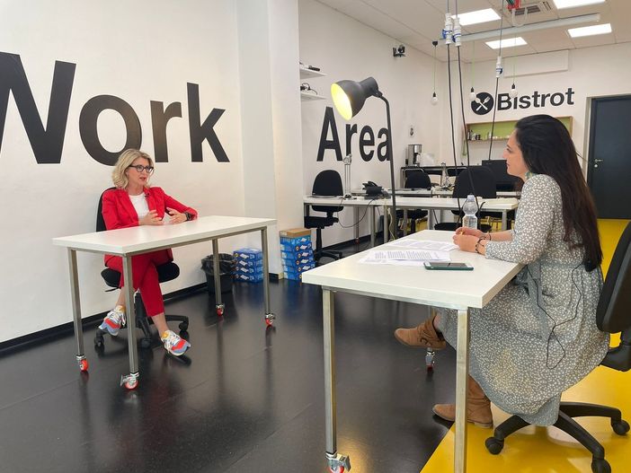 Giuliana Cirio, direttore di Confindustria, stasera di nuovo in onda a Quarta Parete