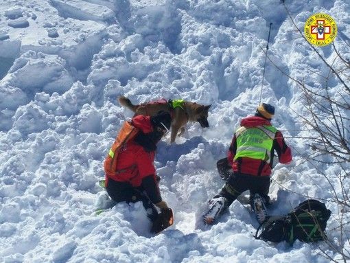 Fino a 90 centimetri di neve in quota: il pericolo valanghe è quasi al massimo grado Fino a 90 centimetri di neve in quota: il pericolo valanghe è quasi al massimo grado