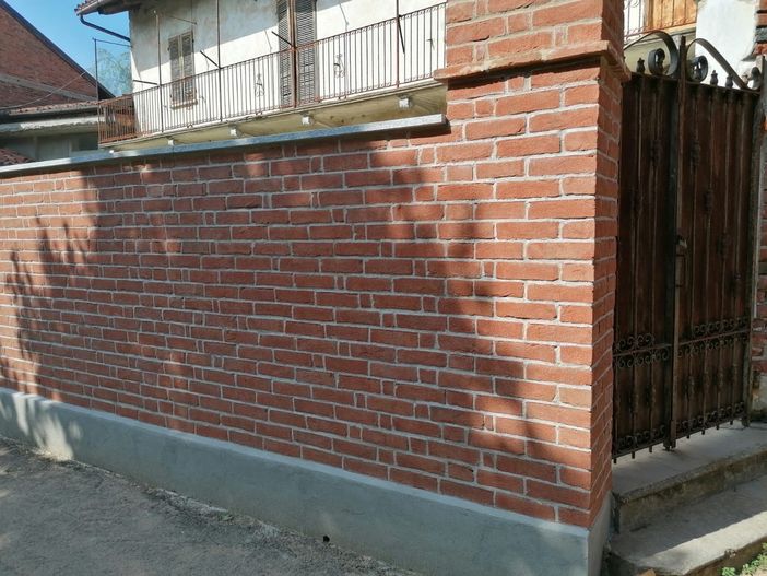 Santo Stefano Roero: sostituito il muro pericolante della canonica Nostra Signora delle Grazie Santo Stefano Roero: sostituito il muro pericolante della canonica Nostra Signora delle Grazie