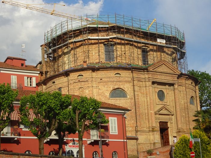 Bra, la Chiesa di Santa Maria degli Angeli e una cronaca di decisioni disattese