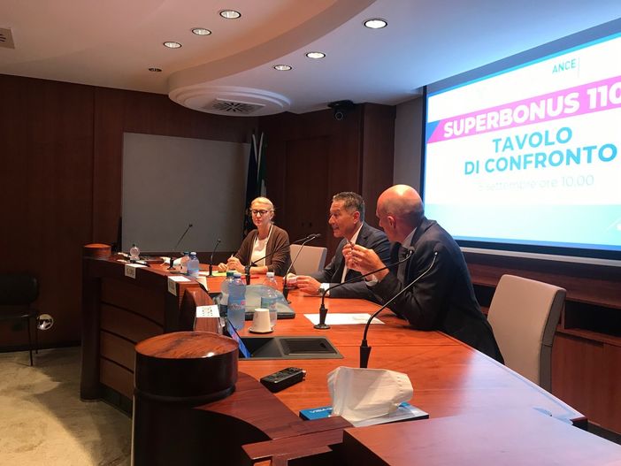 Confindustria Cuneo e Ance chiamano a raccolta professionisti, mondo della finanza e associazioni di categoria per il Superbonus 110%
