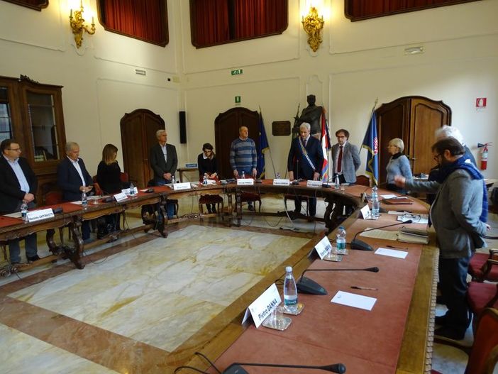 Cuneo: in Provincia il ricordo commosso dell'alluvione del '94 Cuneo: in Provincia il ricordo commosso dell'alluvione del '94