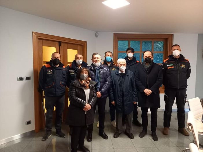 Una delegazione borgarina in visita allo stabilimento Merlo di Cervasca Una delegazione borgarina in visita allo stabilimento Merlo di Cervasca