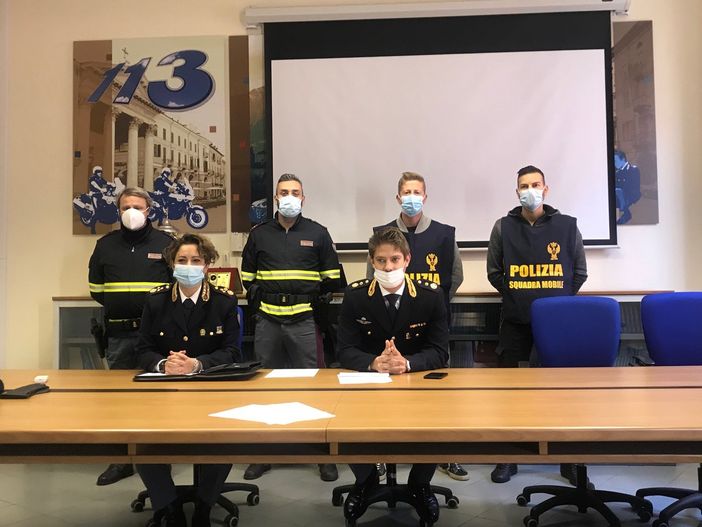 Sei furti in due settimane nei parcheggi dei centri commerciali della Granda e del Torinese: arrestati padre e figlio di Mondovì (VIDEO)