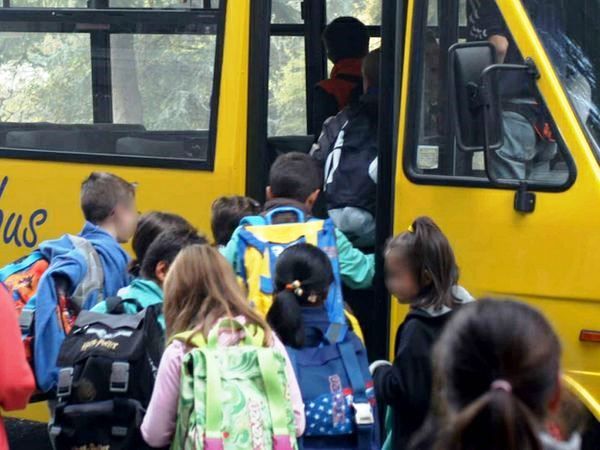 Dalla Regione contributi per nuovi scuolabus: beneficiati anche il Comune di Diano d'Alba e l'Unione Terre del Tartufo Dalla Regione contributi per nuovi scuolabus: beneficiati anche il Comune di Diano d'Alba e l'Unione Terre del Tartufo