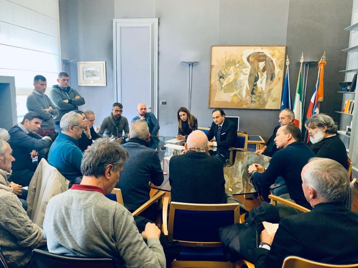 Uno degli incontri sulla vertenza Mahle in Regione, a Torino Uno degli incontri sulla vertenza Mahle in Regione, a Torino