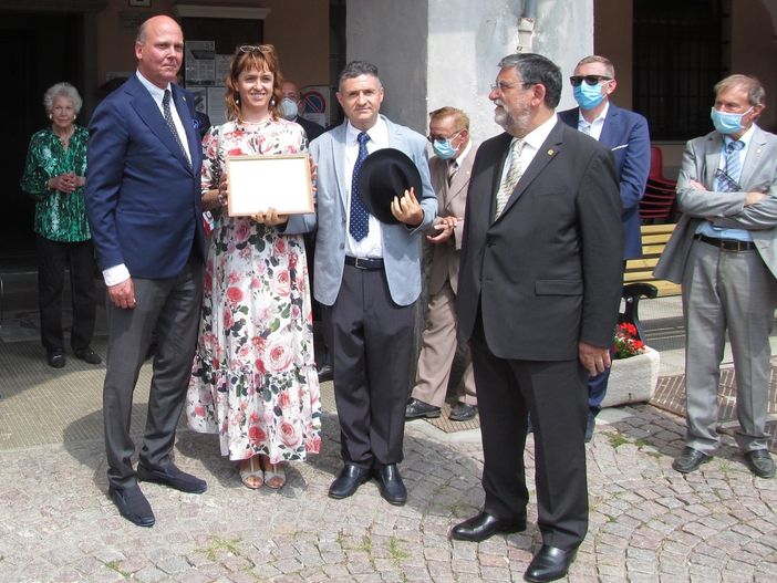 I coniugi Cristina e Dante Bruno premiati da S.A.R. Principe Sergio di Jugoslavia