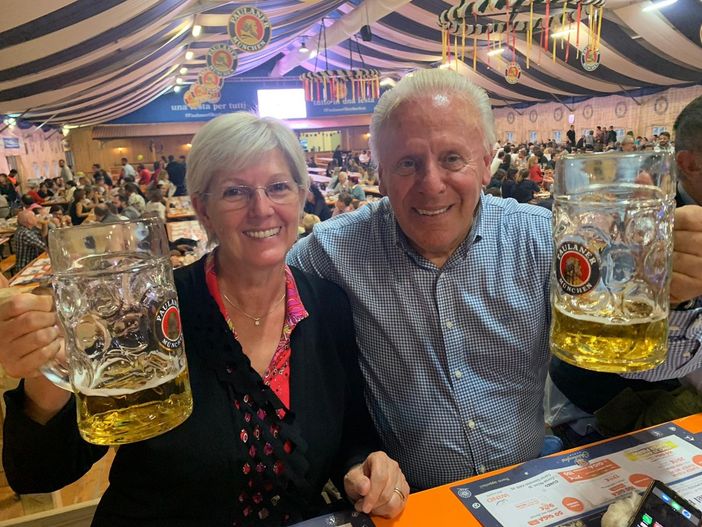 Anche il presidente della Camera di commercio brinda all’Oktoberfest