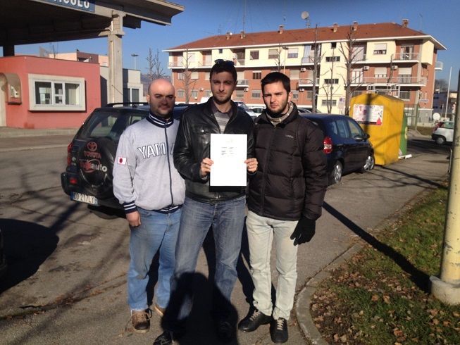 Tre albesi denunciano Beppe Grillo Tre albesi denunciano Beppe Grillo