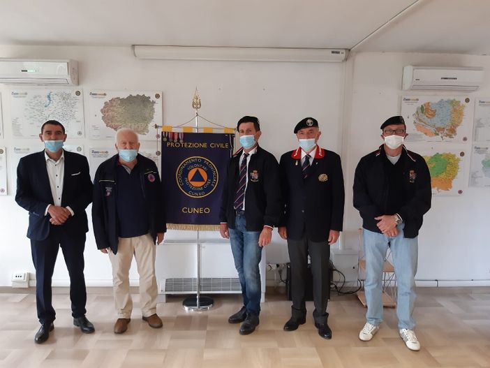Donazione dell'Associazione Nazionale Granatieri di Sardegna per la sanificazione post Covid-19 Donazione dell'Associazione Nazionale Granatieri di Sardegna per la sanificazione post Covid-19