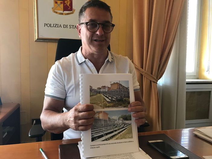 Il Questore con il dossier sulla situazione dello stadio di Cuneo