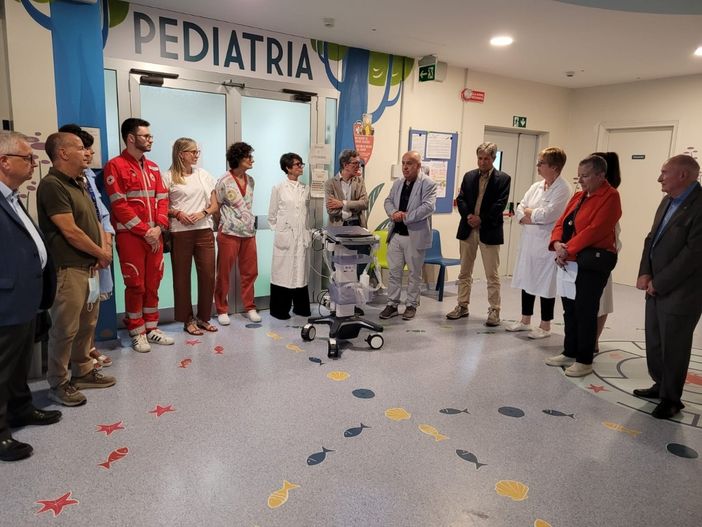 Da oggi la Pediatria ha un nuovo ecografo Da oggi la Pediatria ha un nuovo ecografo