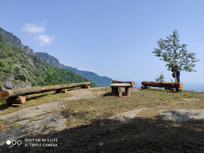 Envie, camminata in ricordo di Genio sulla collina e sul Mombracco Envie, camminata in ricordo di Genio sulla collina e sul Mombracco