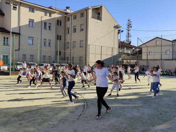 A Savigliano genitori e figli per la festa di fine anno del Centro educativo post-scolastico A Savigliano genitori e figli per la festa di fine anno del Centro educativo post-scolastico