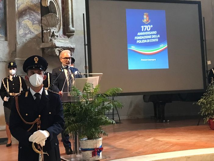 #essercisempre - festa della Polizia a Cuneo, il questore: "I numeri dell'attività non raccontano della passione che anima il nostro lavoro" #essercisempre - festa della Polizia a Cuneo, il questore: "I numeri dell'attività non raccontano della passione che anima il nostro lavoro"
