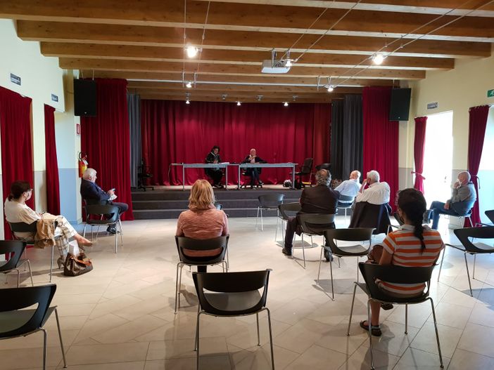 L'Unione Montana Valle Varaita stanzia nuovi fondi a favore dei giovani abitanti del territorio L'Unione Montana Valle Varaita stanzia nuovi fondi a favore dei giovani abitanti del territorio