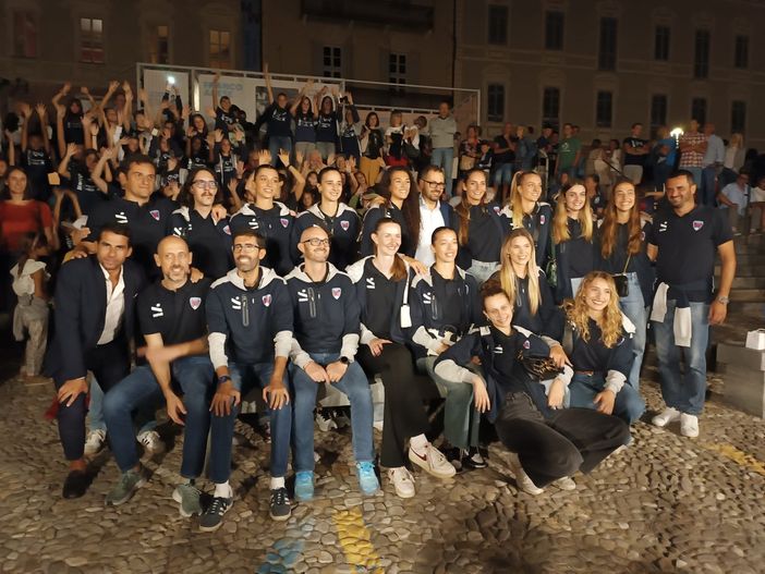 Volley: una carezza per il nuovo Puma! La Bam Mondovì si è presentata alla Città (VIDEO) Volley: una carezza per il nuovo Puma! La Bam Mondovì si è presentata alla Città (VIDEO)