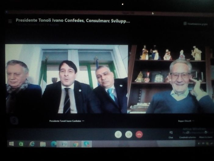 Quali politiche per le Pmi del Nord Ovest tra edufinanza, fondi UE e Balcani? Confronto Ghisolfi-Confedes Quali politiche per le Pmi del Nord Ovest tra edufinanza, fondi UE e Balcani? Confronto Ghisolfi-Confedes