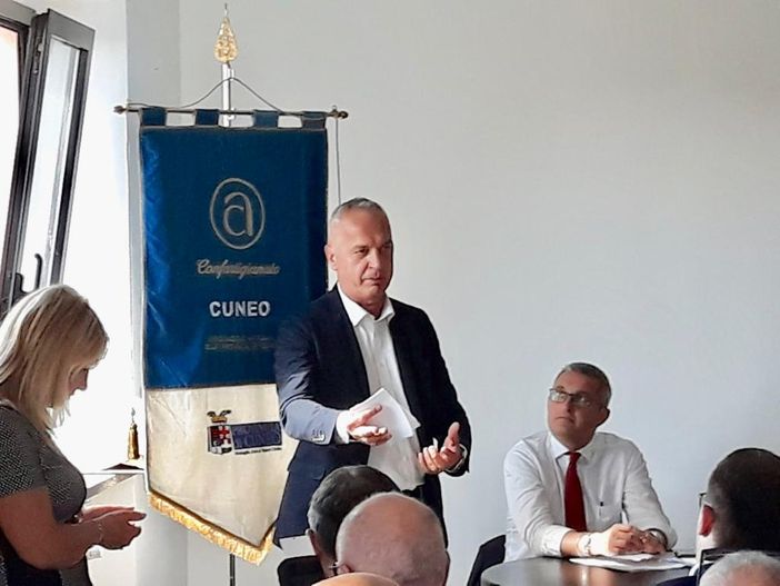 Mipaaft, firmato decreto per la ricerca in agricoltura biologica: in arrivo 3 milioni di euro per la ricerca Mipaaft, firmato decreto per la ricerca in agricoltura biologica: in arrivo 3 milioni di euro per la ricerca