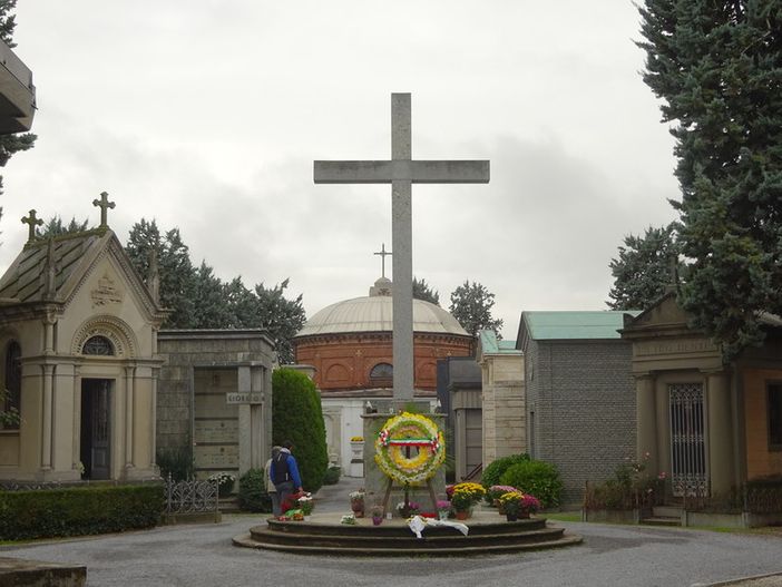 Il cimitero di Bra